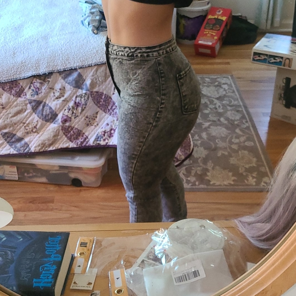 Jeans - Picture 3 of 5